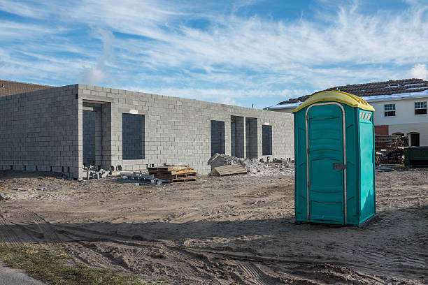 Portable Toilet Options We Offer in Oskaloosa, IA